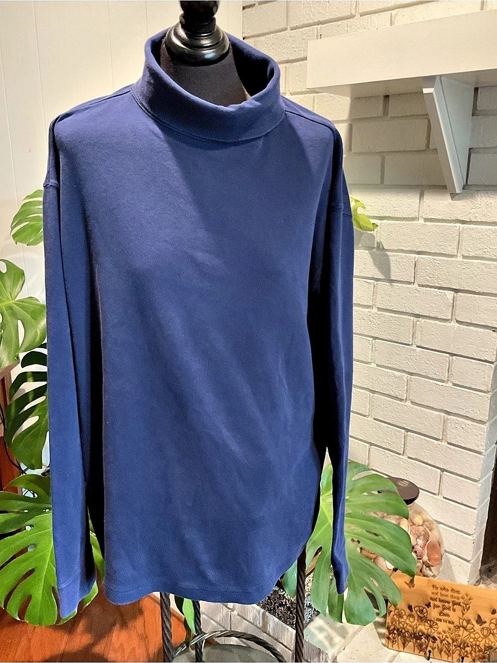Roundtree & Yorke Long Sleeve Turtleneck in Blue Size Large